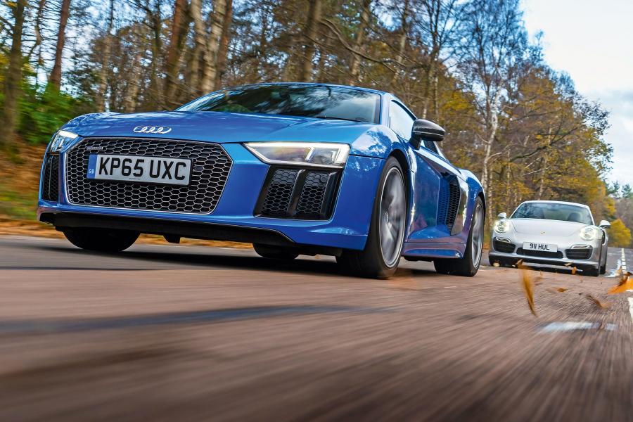  Audi R8 V10 Plus 2015 года  (UK) (фото 28 из 31)